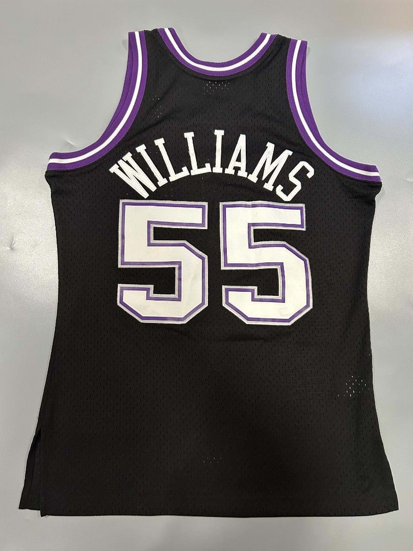 Kings mitchell and Ness jersey williams (Category: Activewear) located in Santa Rosa. Submitted by _ba_mo_si_ (Listing ID 1468522358, Image 3). Description: Plus sf Medium 20.5 width 30 length 3499 plus sf Dm.