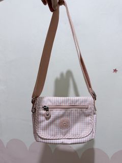 (Kategori: ) berada di . Dikirim oleh datanglagi (ID iklan 1468599132, Gambar 1). Deskripsi: .