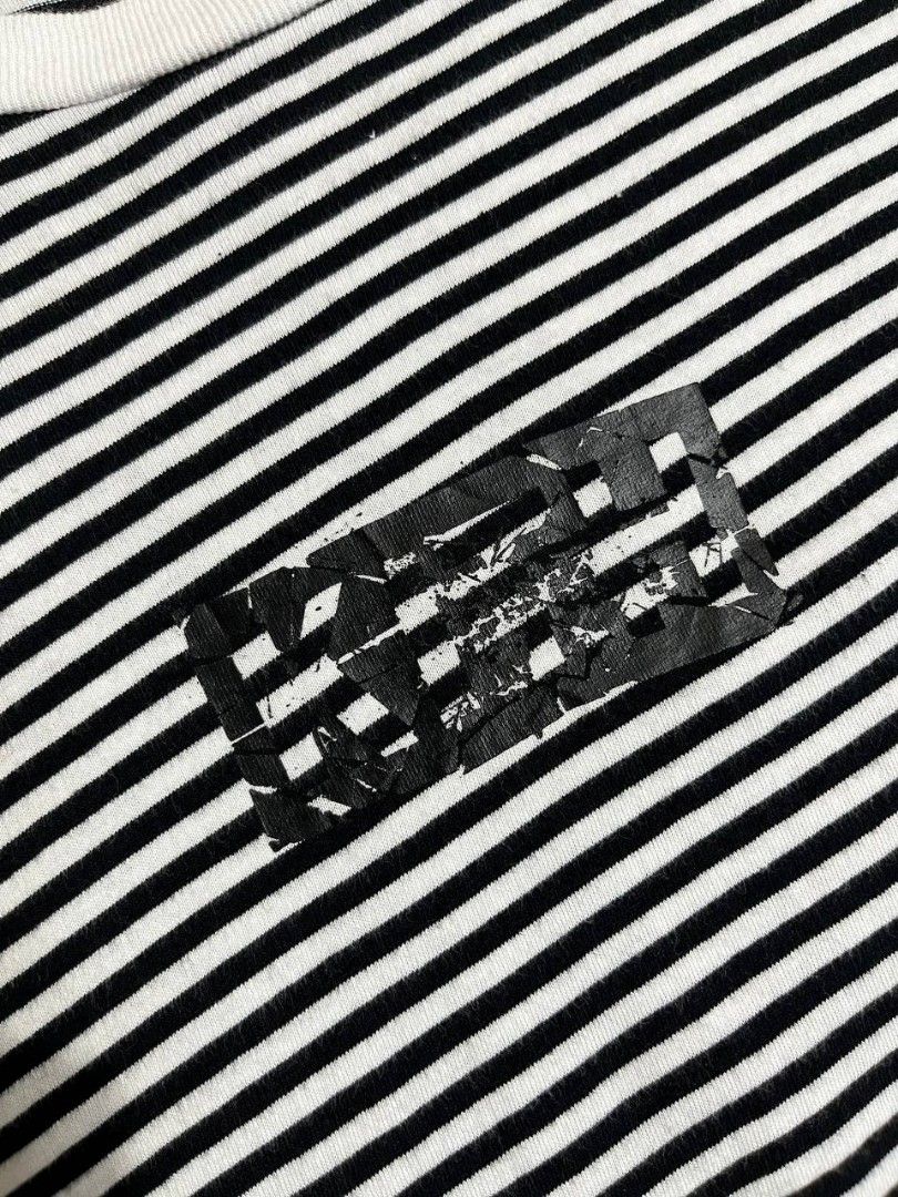Kith Black and White Striped Tee Size L (Category: Tshirts & Polo Shirts ) located in Lucena. Submitted by sth.archvl (Listing ID 1468523281, Image 3). Description: In great condition No flaws Size large Measurements Armpit to armpit: 21 inches Length: 29 inches .