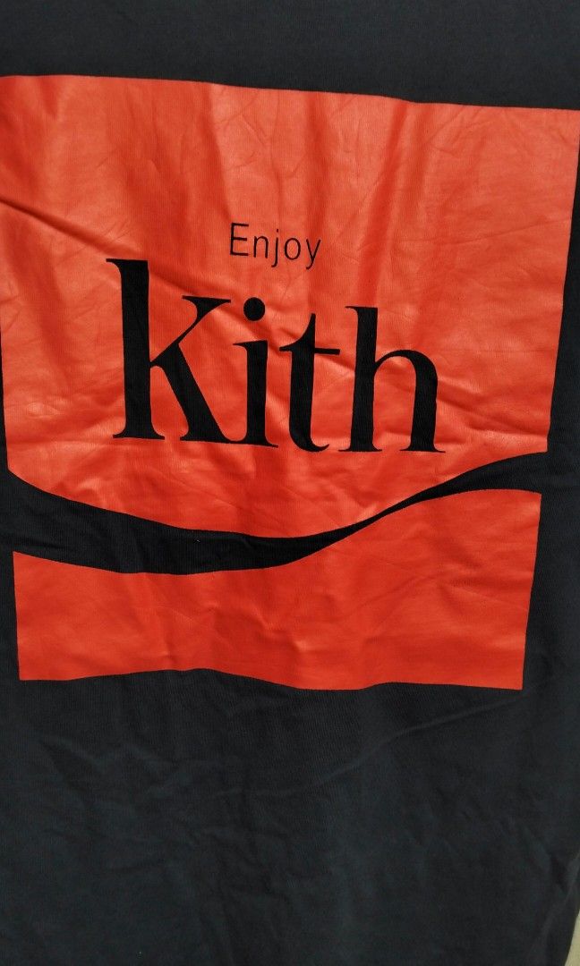 KITH x COCA COLA (Category: Luxury Apparel) located in Alaminos. Submitted by thrift-matic (Listing ID 1468504827, Image 3). Description: .