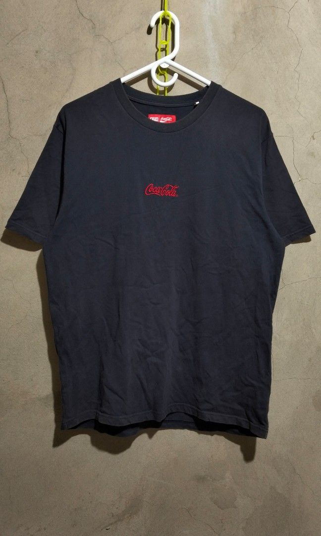 KITH x COCA COLA (Category: Luxury Apparel) located in Alaminos. Submitted by thrift-matic (Listing ID 1468504827, Image 2). Description: .
