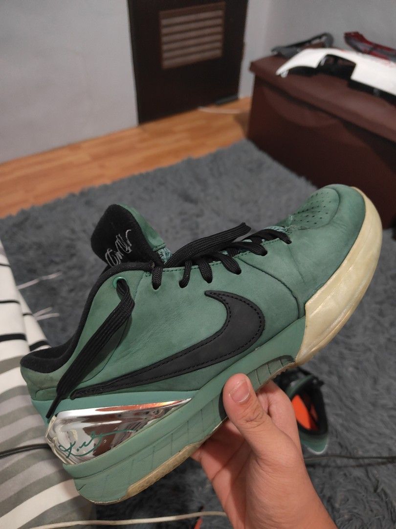 Kobe 4 girldad (Category: Sneakers) located in Manila. Submitted by hanskicks18 (Listing ID 1468609455, Image 2). Description: Size 9.5 open for swap taytay location no box issues nasa pic na.