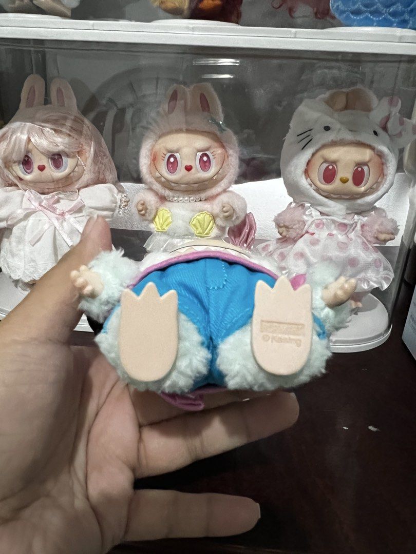 LABUBU X Sanrio - Pochacco (Category: Plushies & Soft Toys) located in Valenzuela. Submitted by greyzeep (Listing ID 1468552065, Image 3). Description: Pochacco - Labubu X Sanrio ₱800 only from Popnow 🩷🩷🩷 Complete inclusions from PopNow (box, pouch and card) Box opened from the bottom Doll used for 2x only, in perfect condition can pass as brandnew RFS: Downsizing collection 📝Pay as you order Mode of Payment: GCASH, BPI, Eastwest, Maribank 📍