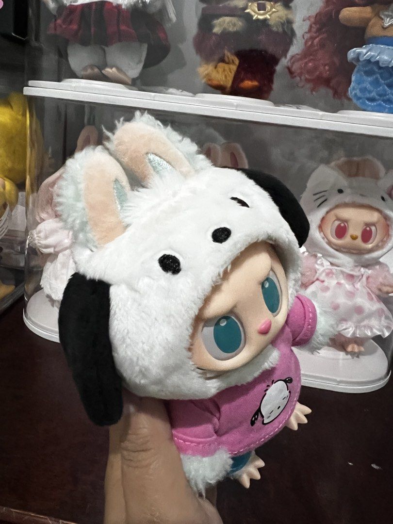 LABUBU X Sanrio - Pochacco (Category: Plushies & Soft Toys) located in Valenzuela. Submitted by greyzeep (Listing ID 1468552065, Image 2). Description: Pochacco - Labubu X Sanrio ₱800 only from Popnow 🩷🩷🩷 Complete inclusions from PopNow (box, pouch and card) Box opened from the bottom Doll used for 2x only, in perfect condition can pass as brandnew RFS: Downsizing collection 📝Pay as you order Mode of Payment: GCASH, BPI, Eastwest, Maribank 📍