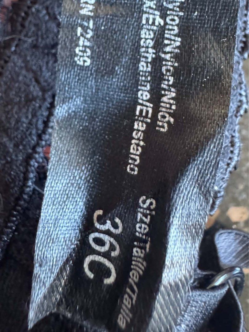 lace black pushup 36C (Category: Undergarments & Loungewear) located in San Jose. Submitted by 99ners (Listing ID 1468523677, Image 3). Description: .