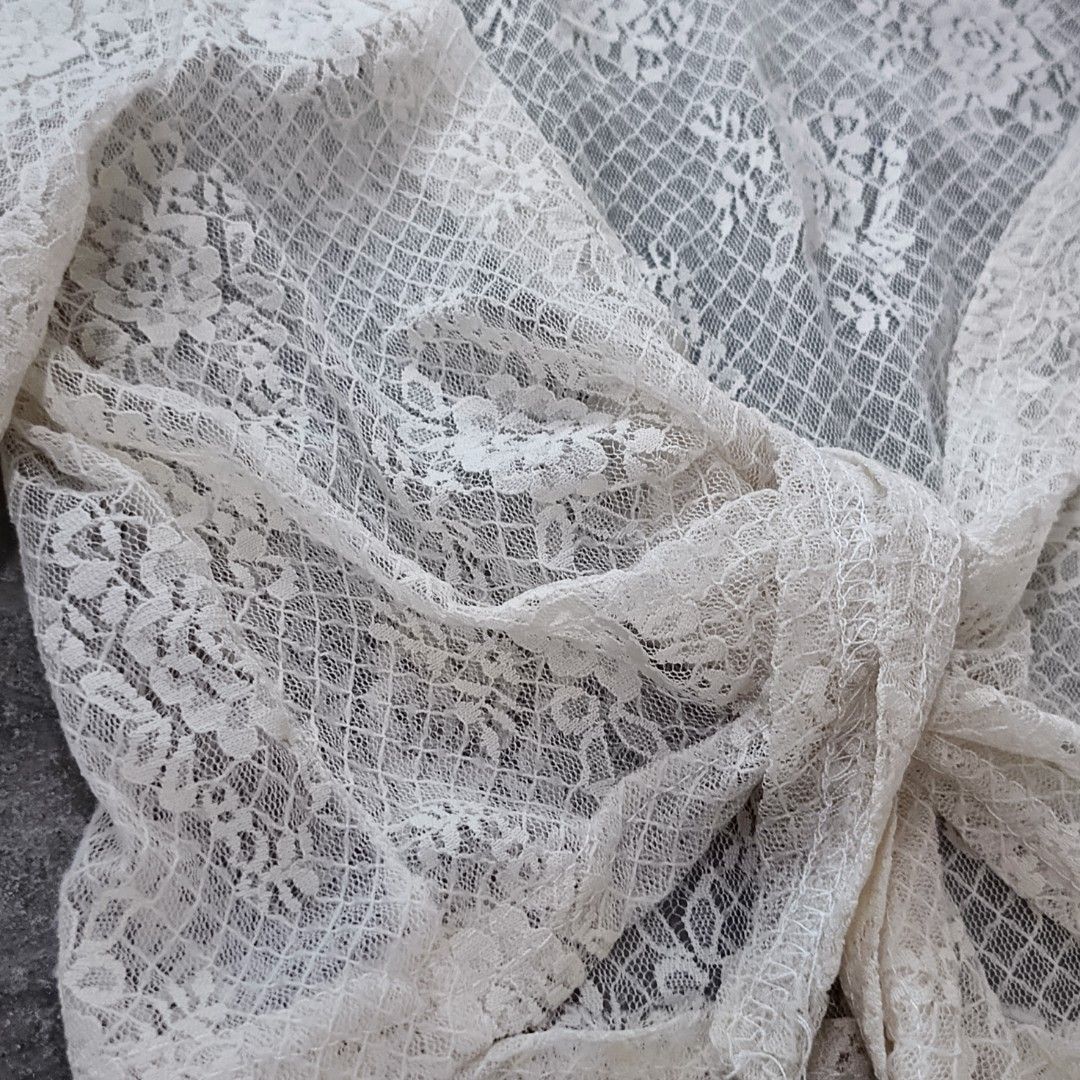 lace tie-front longsleeves (Category: Longsleeves) located in Pasig City. Submitted by justnicz (Listing ID 1468581258, Image 2). Description: fits s-m frame ukay sourced! .