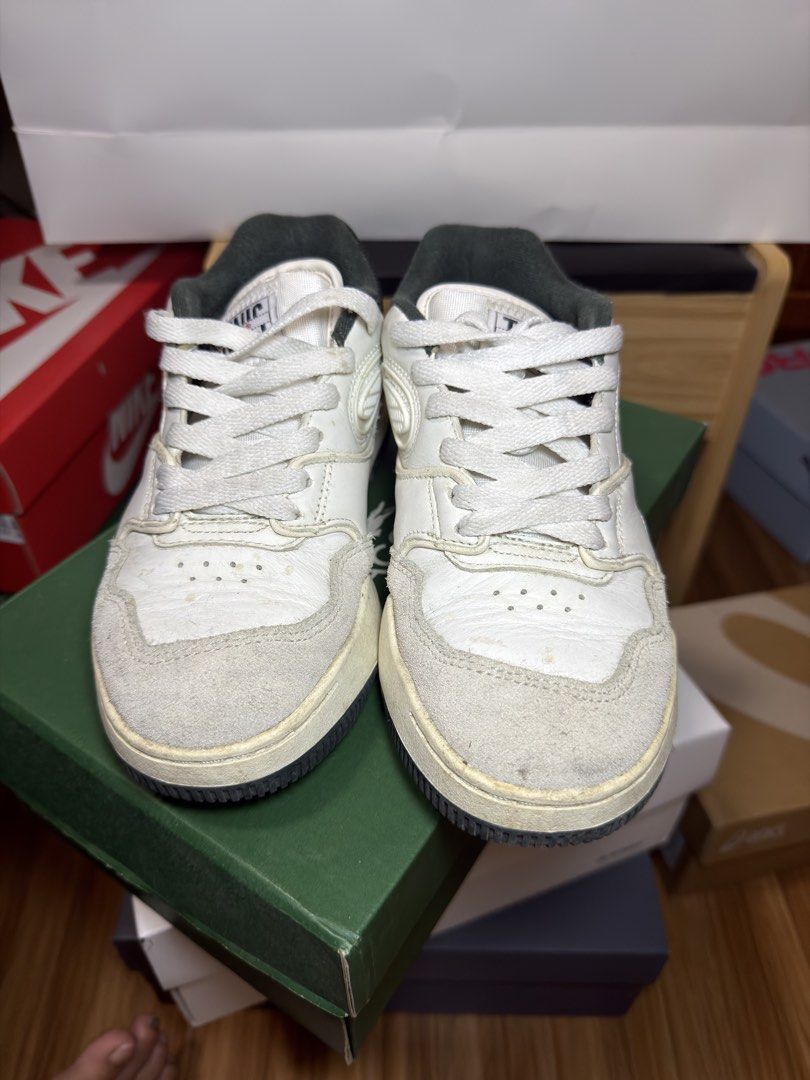 Lacoste Line Shot Mesh Collar Leather Trainers (Category: Sneakers) located in Mabalacat. Submitted by madsnicdao (Listing ID 1468582203, Image 2). Description: .