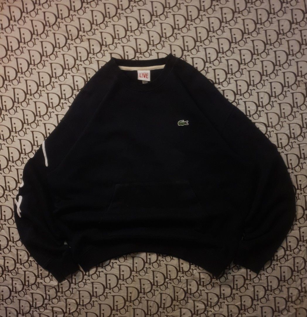 Lacoste Live sweater sleeve script embroidered (Category: Coats, Jackets and Outerwear) located in San Fernando. Submitted by retro.district. (Listing ID 1468708862, Image 1). Description: - Lacoste Live sweater sleeve script embroidered - Size: Medium (24x27) - Condition: Excellent - No issue - Color Rate: 9.5/10.