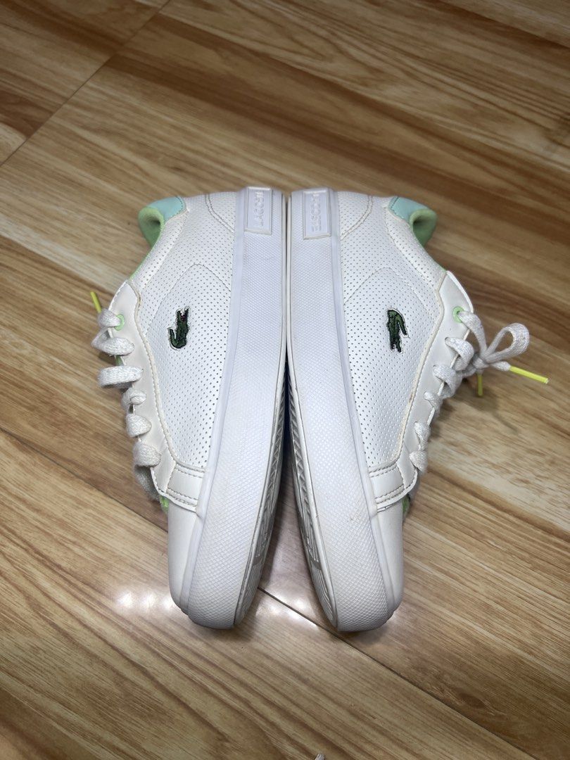 Lacoste White Sneakers US3 (Category: Babies & Kids Fashion) located in Bacoor. Submitted by pktd10 (Listing ID 1468635519, Image 3). Description: .