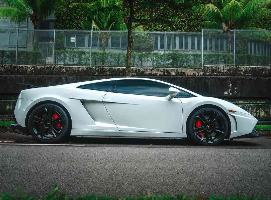 Lamborghini Gallardo LP550-2 (A), Cars, Used Cars on Carousell