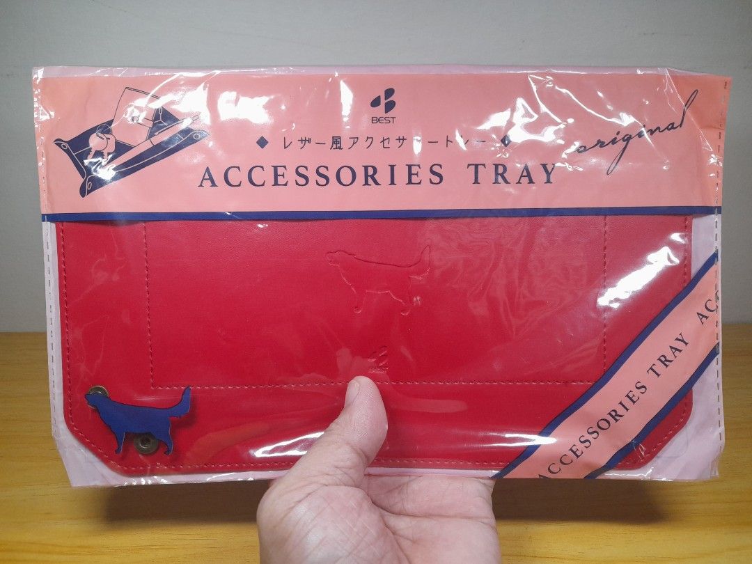 LEATHER STYLE ACCESSORIES TRAY Brandnew sealed (Category: Accessory Holder, Box & Organizers) located in Bulacan. Submitted by nansantiago (Listing ID 1468691994, Image 1). Description: LEATHER STYLE ACCESSORIES TRAY Brandnew sealed 🏷️ ₱150‼️ 📍 Location: Plaridel, Bulacan 💸 Mode of Payments: Gcash / BPI 📦 Pick-up / Ship 🚚 Couriers : Flash Express / SPX / Lalamove.