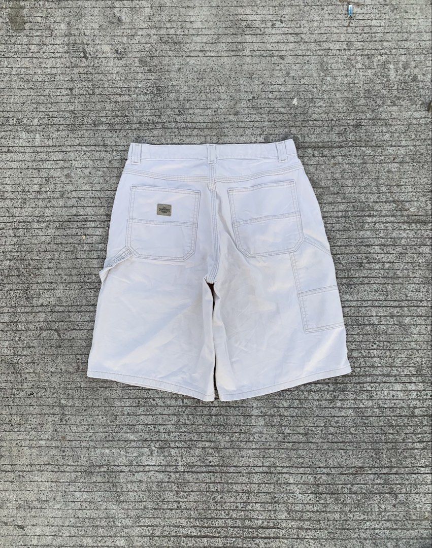 LEE DUNGAREES Carpenter Jorts (Category: Shorts) located in Cebu City. Submitted by lnrd_finds (Listing ID 1468628438, Image 1). Description: LEE DUNGAREES Carpenter Jorts Waist 32 Length 22 Thigh 14 Leg Opening 12 Issue: Excellent condition Need wash.
