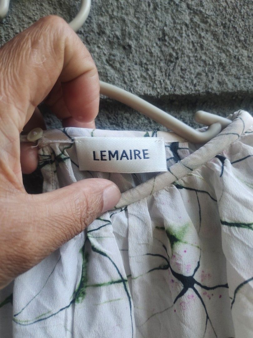 Lemaire (Category: Luxury Apparel) located in Legazpi City. Submitted by jaycie.thrift23 (Listing ID 1468711341, Image 3). Description: lemaire excellent to as new condition 38 on tag 24W 24L.