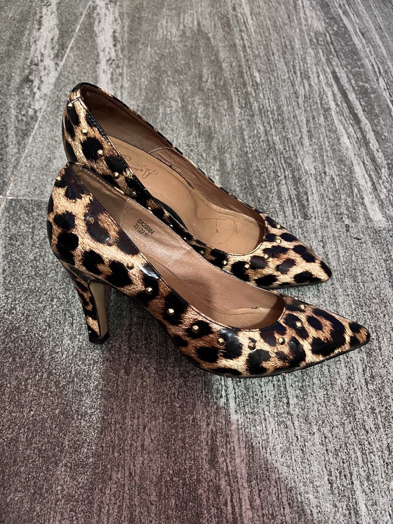 Leopard heels (Category: Heels) located in Manila. Submitted by heygianni (Listing ID 1468526462, Image 1). Description: .