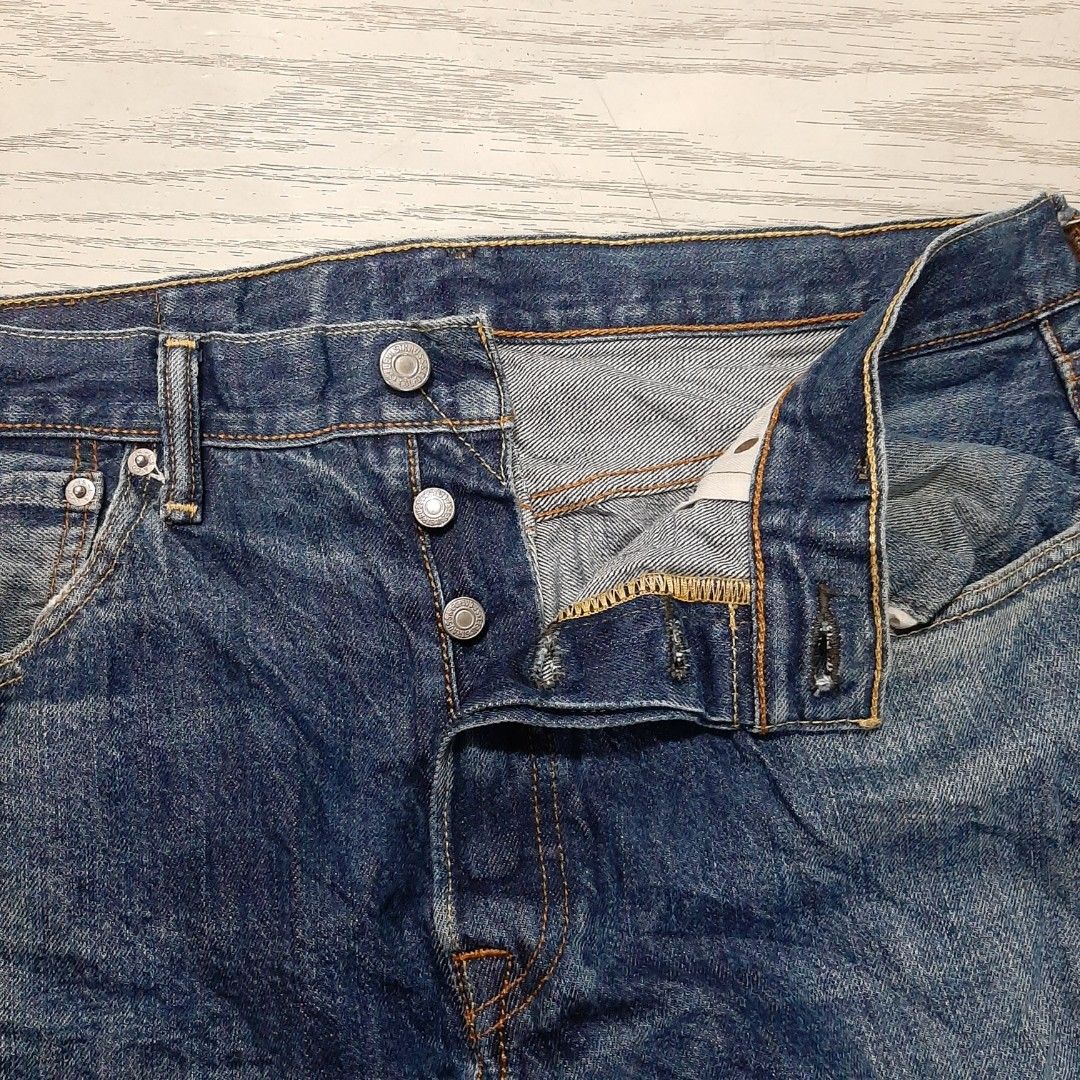 LEVIS 501 EXTENDED PATCH (Category: Jeans) located in San Carlos. Submitted by denzel999 (Listing ID 1468670304, Image 3). Description: SZ 32 EXCELLENT NO FLAWS.