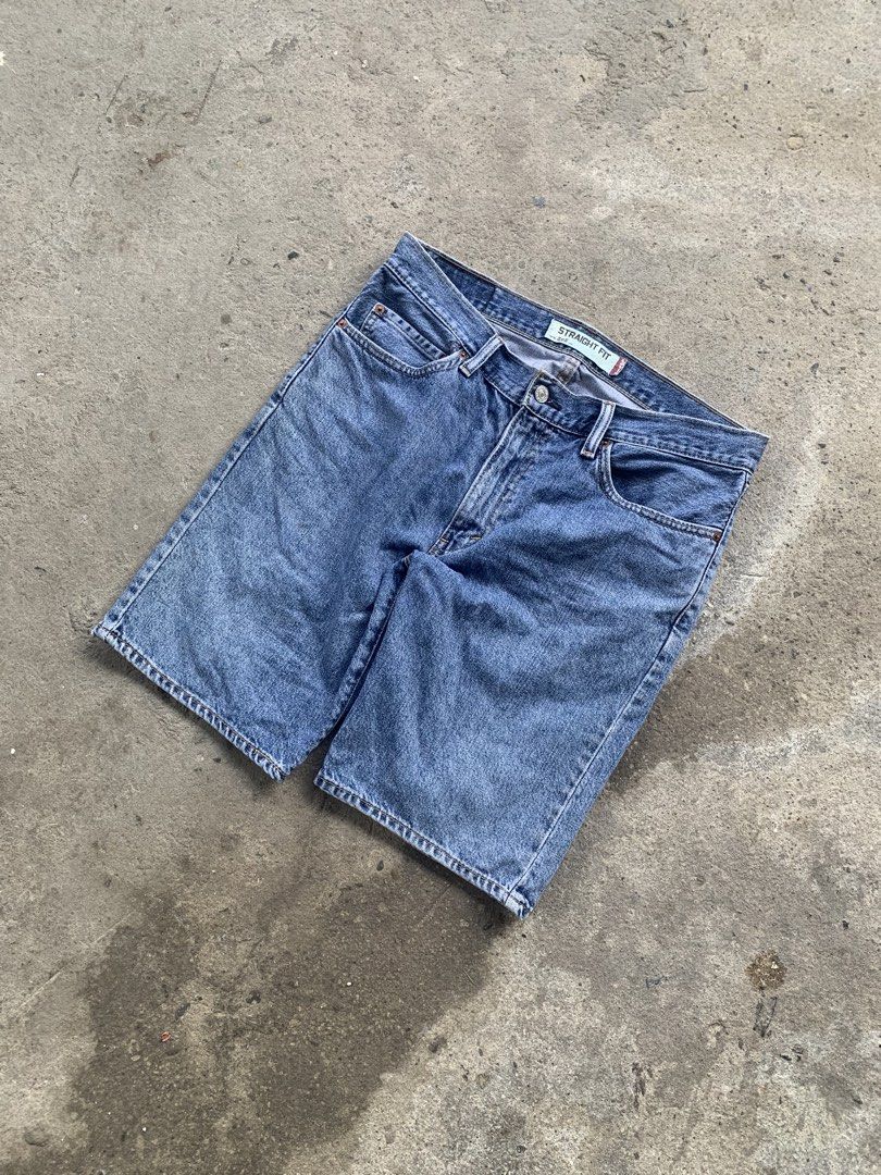 LEVIS 505 JORTS (34) (Category: Shorts) located in Dinalupihan. Submitted by bigboythrift7 (Listing ID 1468569619, Image 2). Description: levi’s 505 Size : 34 Dimes : 34x20 Open hole : 10 Good Condition ₱480+Shipping Location Dinalupihan ,Bataan.