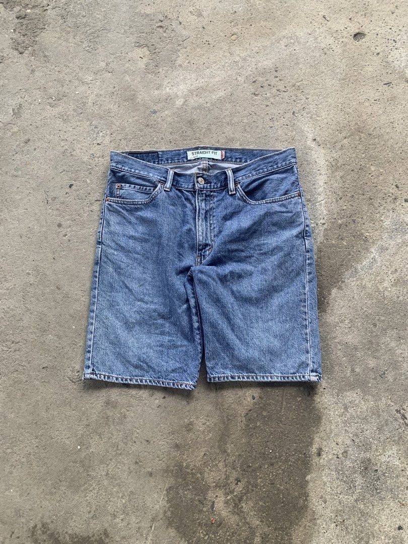 LEVIS 505 JORTS (34) (Category: Shorts) located in Dinalupihan. Submitted by bigboythrift7 (Listing ID 1468569619, Image 1). Description: levi’s 505 Size : 34 Dimes : 34x20 Open hole : 10 Good Condition ₱480+Shipping Location Dinalupihan ,Bataan.