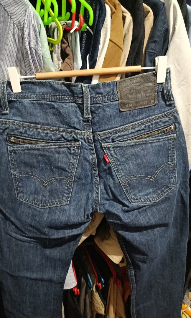 Levi's 514 jeans (Category: Jeans) located in Jaen. Submitted by vinzyrus217291 (Listing ID 1468516233, Image 2). Description: W: 29 L: 38 no issue personal preloves Nueva ecija location can do meetups or shipping via jnt.