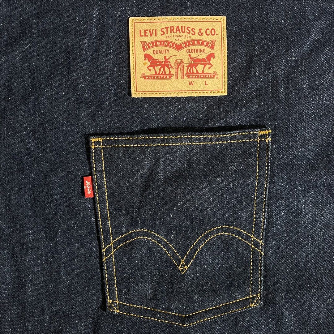 Levis Strauss & Co. Indigo Denim Tote Bag (Category: Belt bags, Clutches and Pouches) located in Daraga. Submitted by th3cliquejunks (Listing ID 1468618729, Image 3). Description: Levis Strauss & Co. Indigo Denim Tote Bag Authentic Good As New Flawless Indigo Denim - 2,880 Dm!.