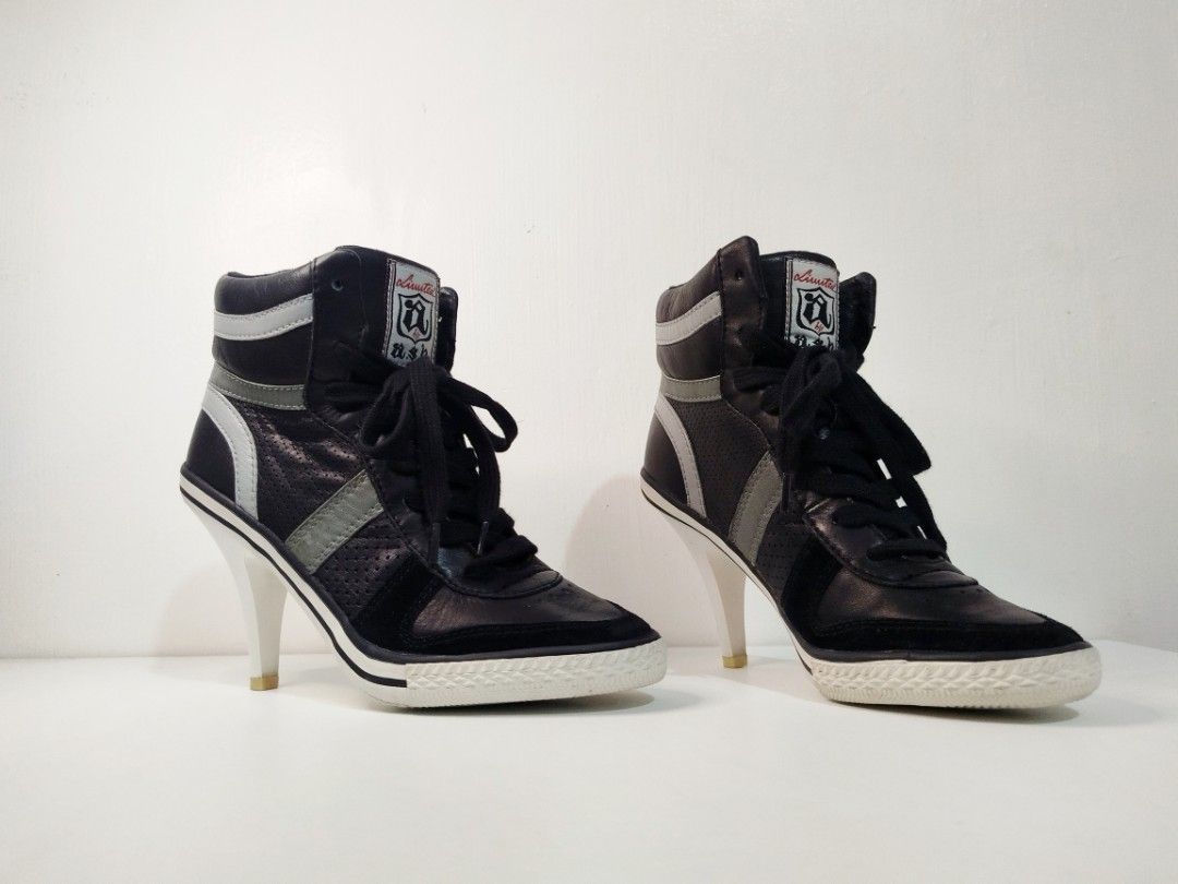 LIMITED BY ASH SIZE 36. (Category: Sneakers) located in Lipa City. Submitted by france01825 (Listing ID 1468619148, Image 3). Description: .