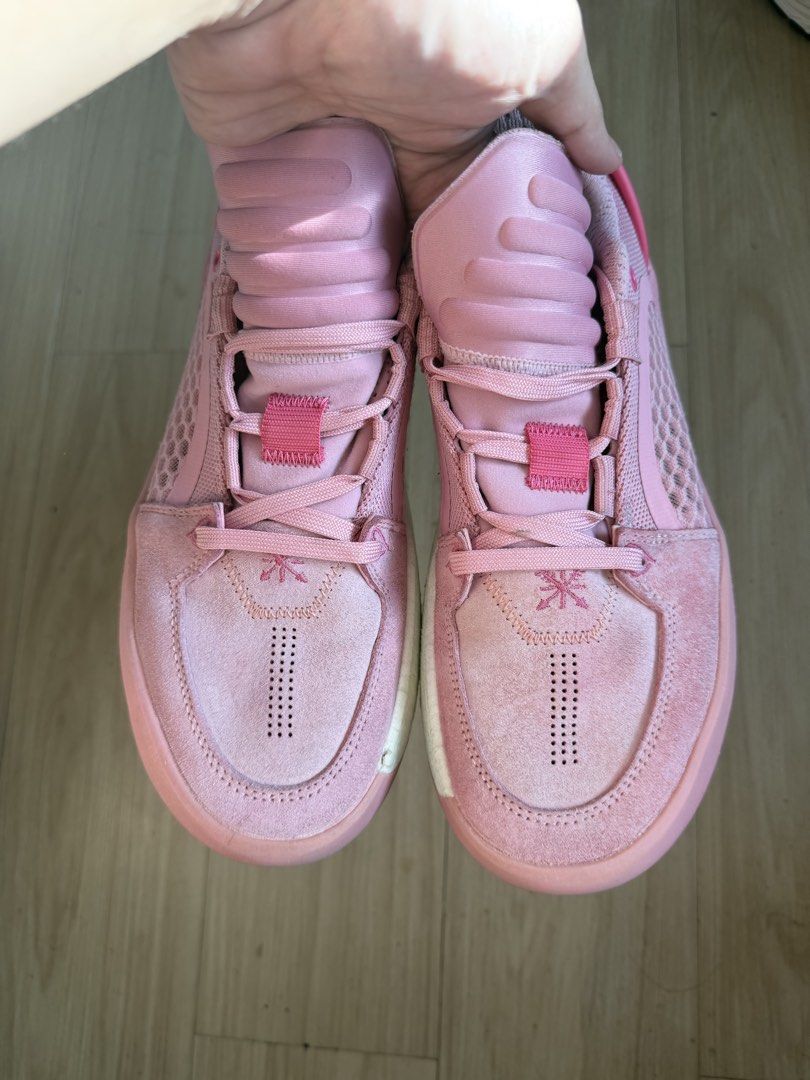 Lining Wade all city encore size 9 men’s (Category: Sneakers) located in Muntinlupa City. Submitted by dabidabbb (Listing ID 1468584752, Image 2). Description: authentic pair sisze 9 men’s excellent condition, no box 2200 only Loc: Alabang, Muntinlupa .