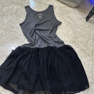 (Category: ) located in . Submitted by wevibevintage (Listing ID 1468558384, Image 1). Description: .