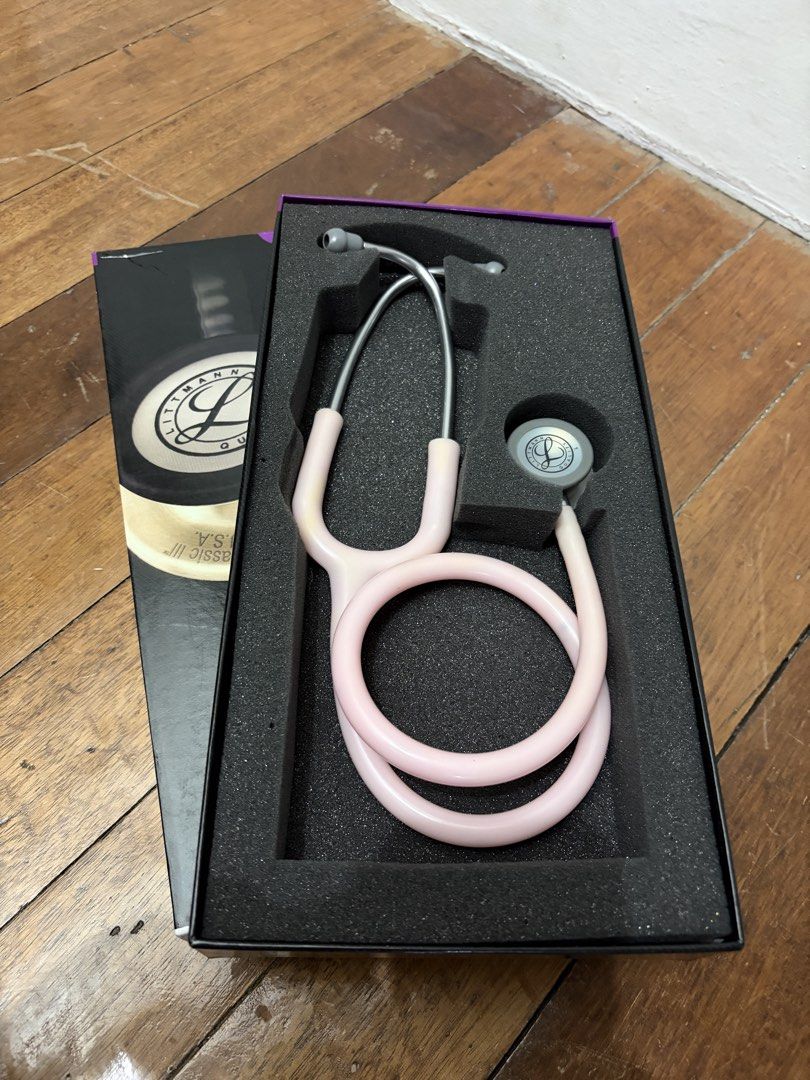 Littman Classic III Stethoscope (Category: Medical Supplies & Tools) located in Manila. Submitted by ayajancp (Listing ID 1468597242, Image 2). Description: Slightly used - Meet up if around Nueva Ecija - Delivery outside N.E..