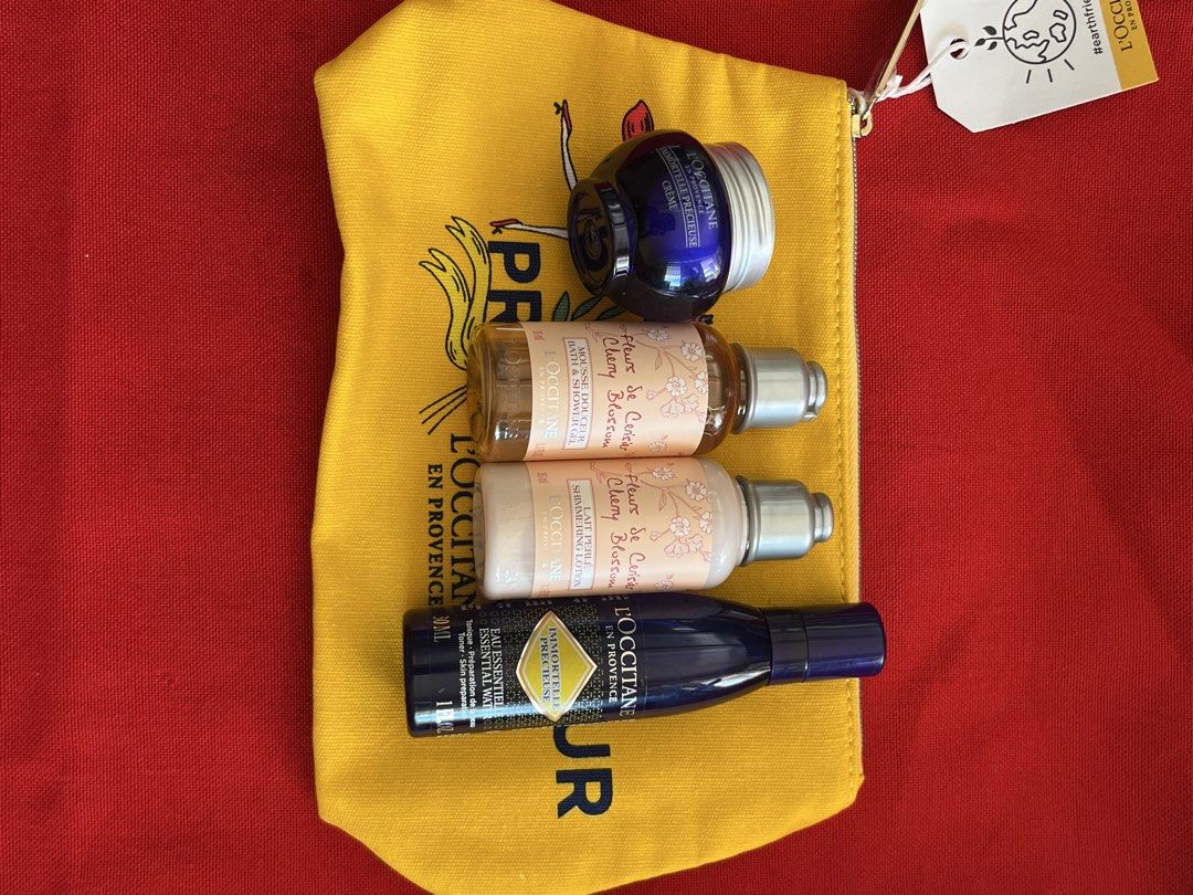 L’OCCITANE SETS WITH POUCH (Category: Face Care) located in Manila. Submitted by luxeclassyshop (Listing ID 1468564772, Image 2). Description: Last price is posted L’OCCITANE SETS WITH POUCH Yellow pouch -EAU ESSENTIAL WATER 30ml -LAIT PERLE SHIMMERING LOTION 35ml -MOUSSE DOUCEUR BATH&SHOWER GEL 35ml -IMMORTELLE PRECIEUSE CREME 4ml All orginal Set only 1 .