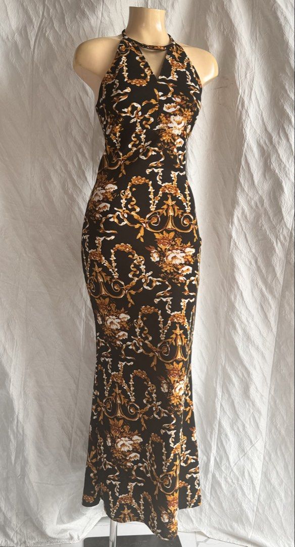 Long dress halter (Category: Evening dresses & gowns) located in Manila. Submitted by mariadarna (Listing ID 1468690554, Image 2). Description: .