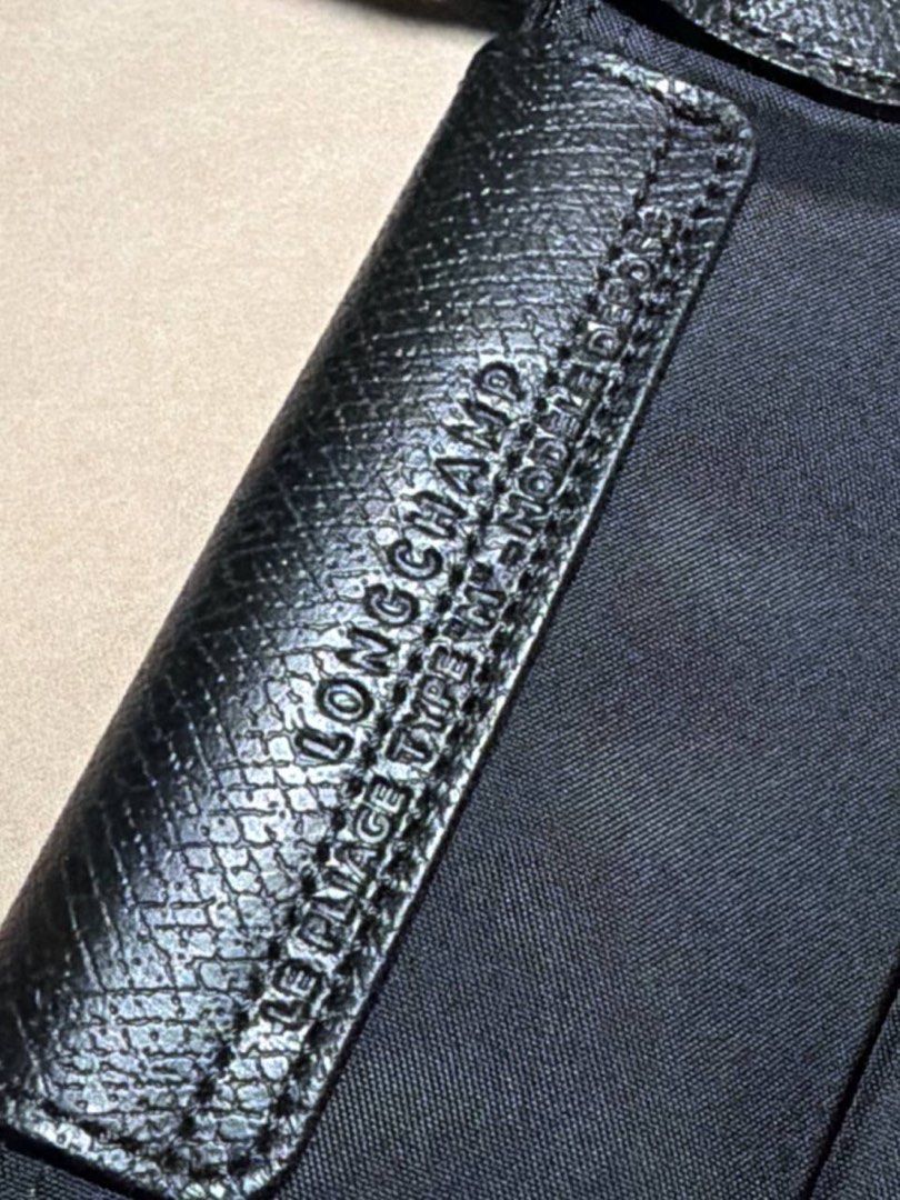 Longchamp Le Pliage Green M Handbag (Category: Luxury Bags & Wallets) located in Taguig. Submitted by j.lax. (Listing ID 1468654947, Image 3). Description: - Authentic Le Pliage Green M Handbag - Color: Black - Condition: Like Brand New.