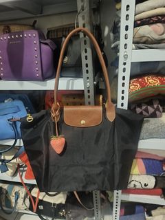 (Kategori: ) berada di . Dikirim oleh Mc.Collection (ID iklan 1468601615, Gambar 1). Deskripsi: .
