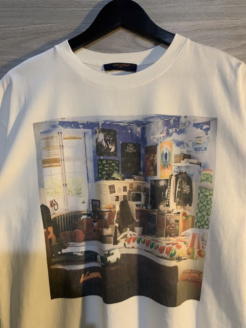 Louis Vuitton (Category: Tshirts & Polo Shirts ) located in Butuan. Submitted by thrif_findspeace (Listing ID 1468663825, Image 3). Description: Condition : Excellent Colorate : 9.5 Width - 21 Length - 27 Issue : None.