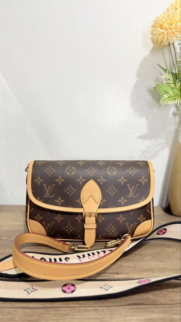 Louis Vuitton Diane (Category: Luxury Bags & Wallets) located in Manila. Submitted by the.japan.collectives (Listing ID 1468711666, Image 2). Description: 💯 Guaranteed japan sourced bag.