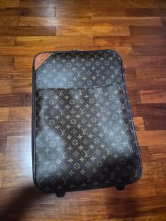 (Category: ) located in . Submitted by aaaa-00 (Listing ID 1468520775, Image 1). Description: .