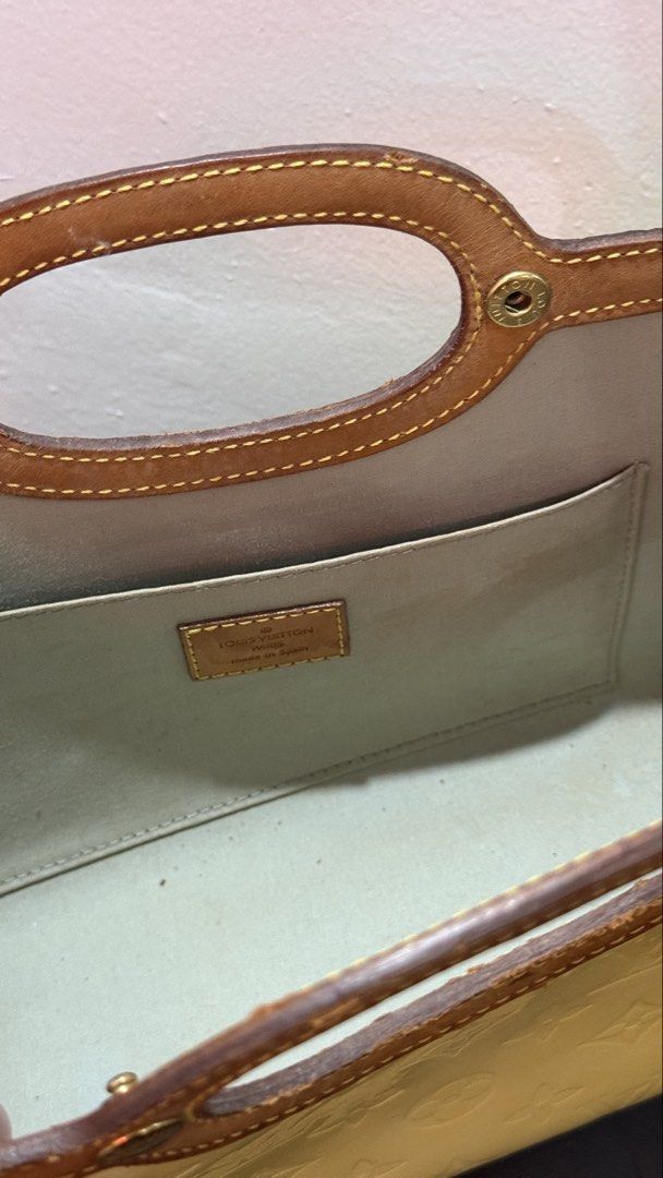 Louis Vuitton Vernis 7K (Category: Luxury Bags & Wallets) located in Manila. Submitted by airabyou (Listing ID 1468562039, Image 3). Description: Louis Vuitton Vernis 7K.