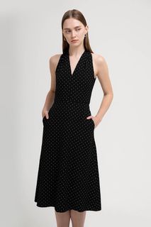 (Category: ) located in . Submitted by clearmywardrobe13 (Listing ID 1468570672, Image 1). Description: .