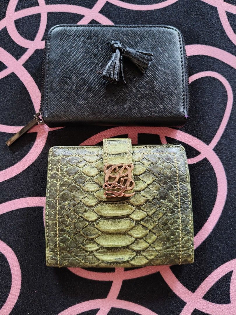 LQ small wallet (Category: Wallets & Card holders) located in Kalibo. Submitted by abhie_one30 (Listing ID 1468663473, Image 1). Description: bifold small wallet . bundle na po.