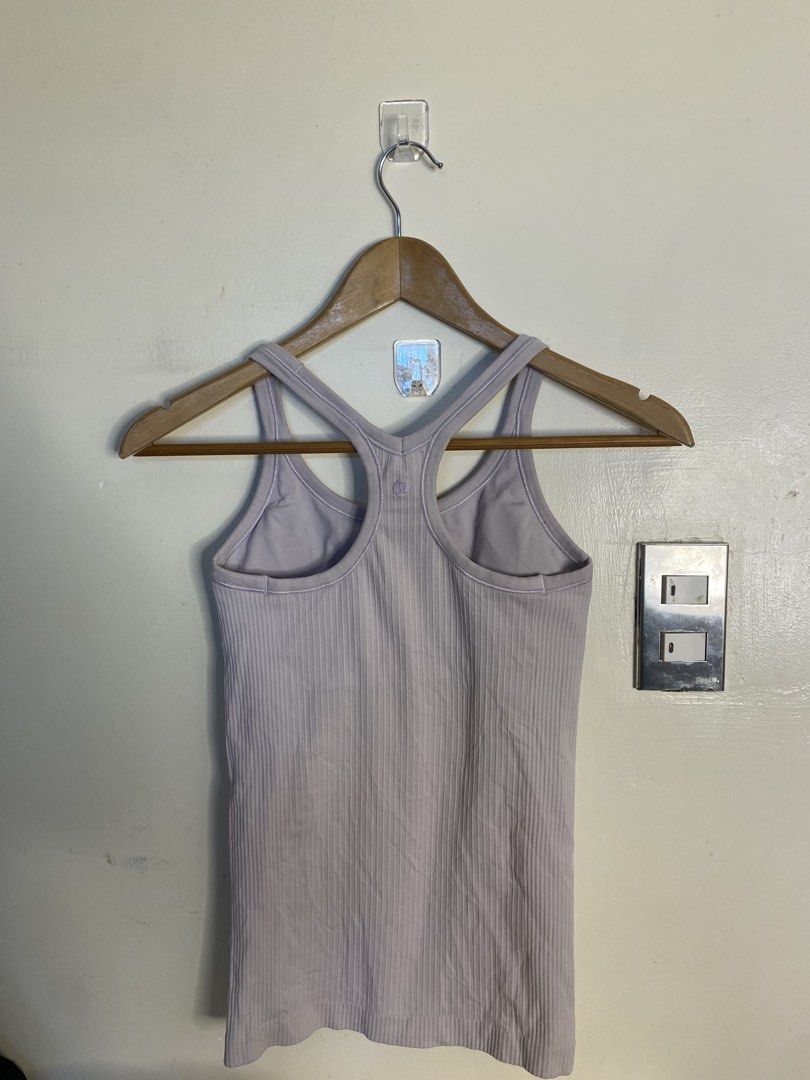 Lululemon lilac size 4 (newarrivals10) (Category: Activewear) located in Baguio. Submitted by buyforless_2600 (Listing ID 1468510036, Image 2). Description: .