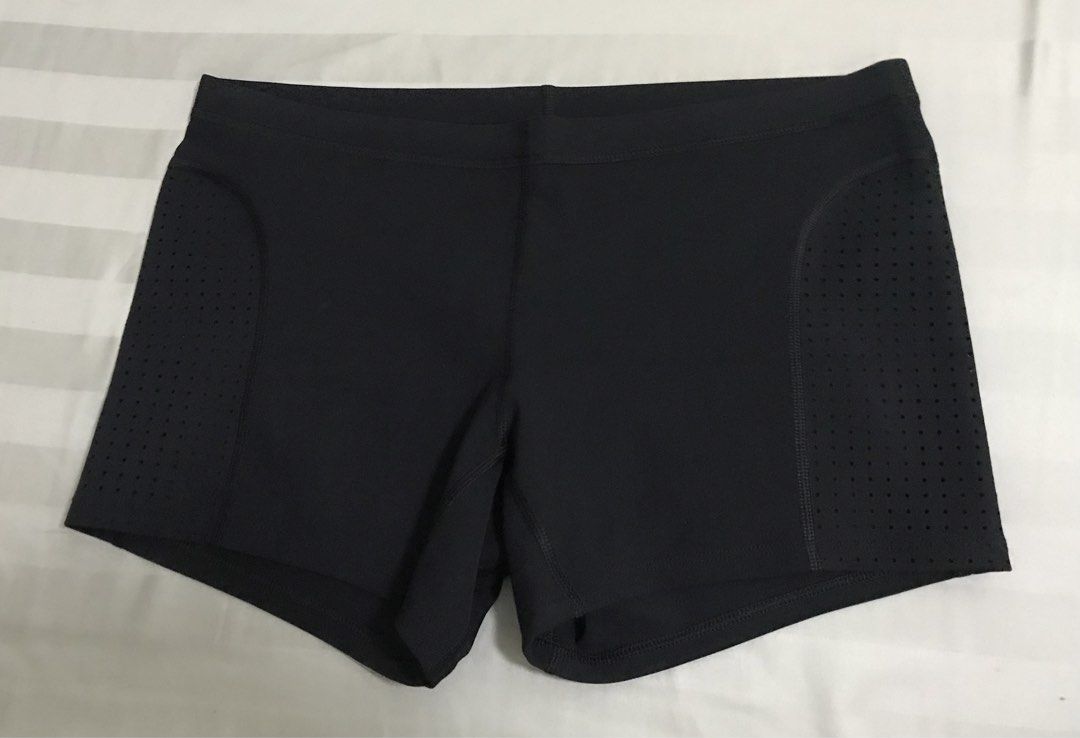 Lululemon Running Short (Category: Activewear) located in Manila. Submitted by freshlemon58885 (Listing ID 1468540676, Image 1). Description: No issue Made in Cambodia Guaranteed Auth Dot 9.