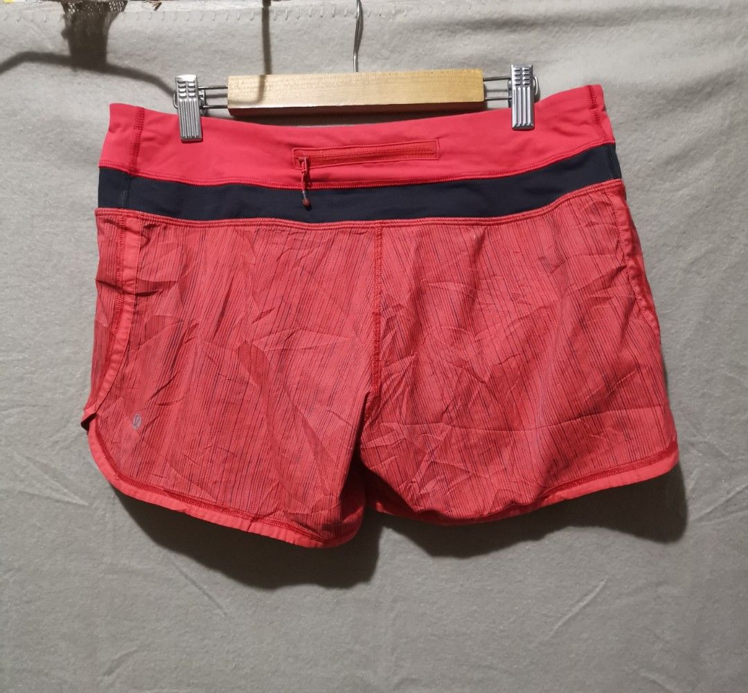 Lululemon running short dot 6 (Category: Shorts) located in San Pedro. Submitted by thriftersthrift (Listing ID 1468505851, Image 2). Description: Waistline (inches) :30 Length(inches) :10.5 Good condition Already wash Color rate : 9.5 /10 🌵ALL ITEMS ARE FROM UKAY BALE SO MANAGE YOUR EXPECTATION 🌵 ASK SELLER FOR MORE INFORMATION COLOR MAY CHANGE TRU LIGHTING.