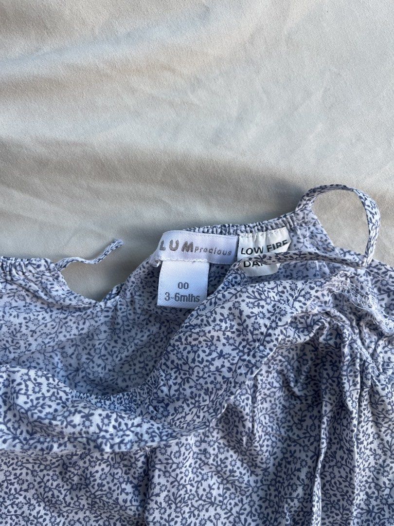 LUM Jumpsuit 3-6 mo (Category: Babies & Kids Fashion) located in Quezon City. Submitted by samirosie0329 (Listing ID 1468629071, Image 2). Description: Fit up to 9 months ;) .