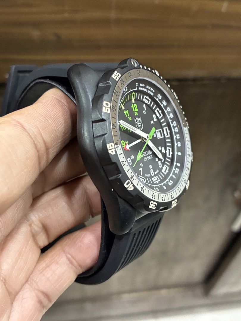 Luminox Mens Watch (Category: Men's Watches) located in Manila. Submitted by tictac921 (Listing ID 1468611245, Image 3). Description: .