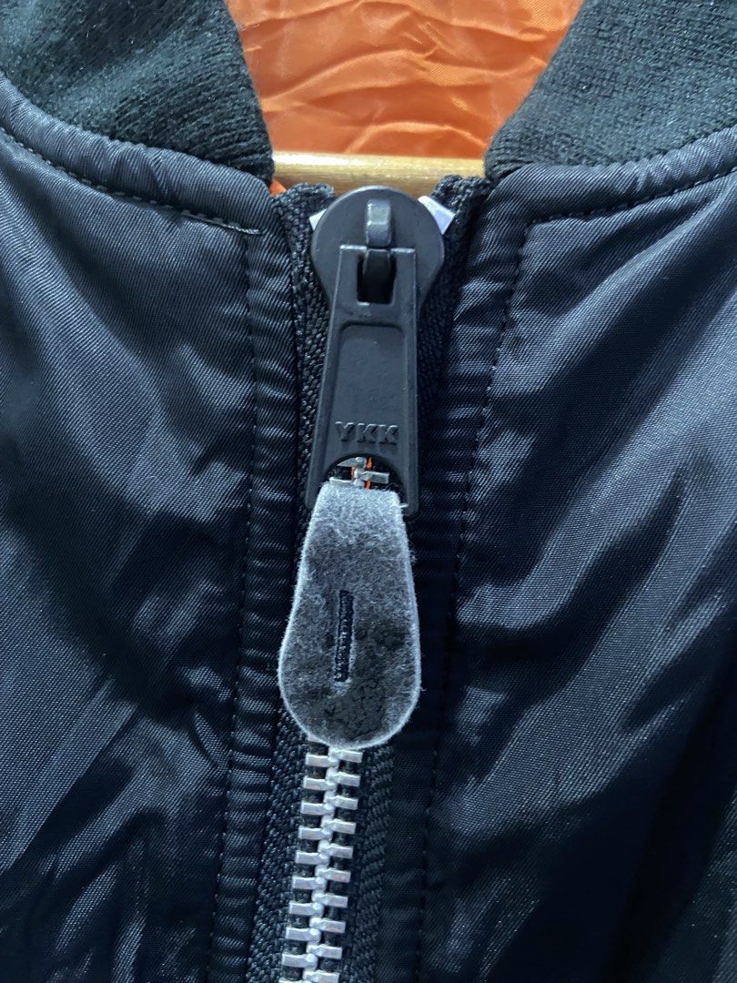 MA-1 Black Bomber Jacket (Category: Coats, Jackets and Outerwear) located in Tukuran. Submitted by retrothrifter88 (Listing ID 1468659019, Image 2). Description: 23x25 Reversable .