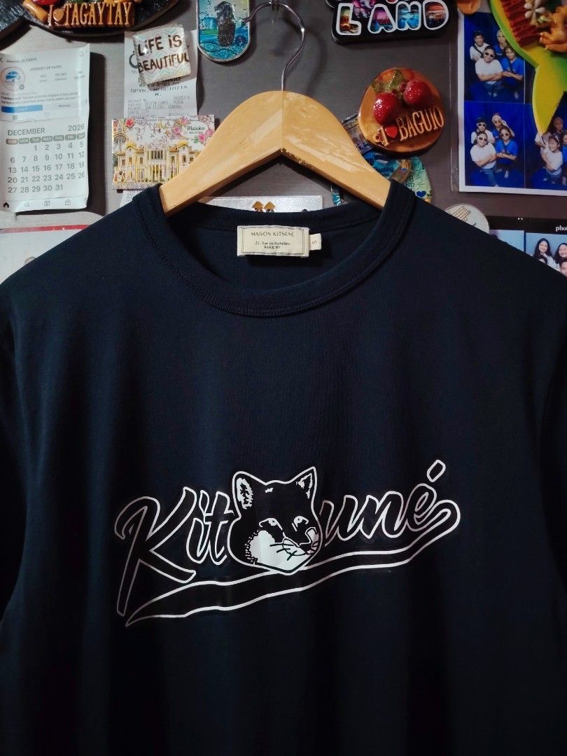 Maison Kitsuné Varsity Fox Tee (Category: Tshirts & Polo Shirts ) located in General Santos City (Dadiangas). Submitted by rafaelmir09800 (Listing ID 1468657097, Image 3). Description: WTS🥷 Maison Kitsune Varsity Fox Classic Tee🦊 - Size Small on tag - Dimensions 19.5x27 - Navy Blue Color - Color Rate 9.9/10 - As New Condition - No Issues -🏷750+SF Location: General Santos City, 9500..
