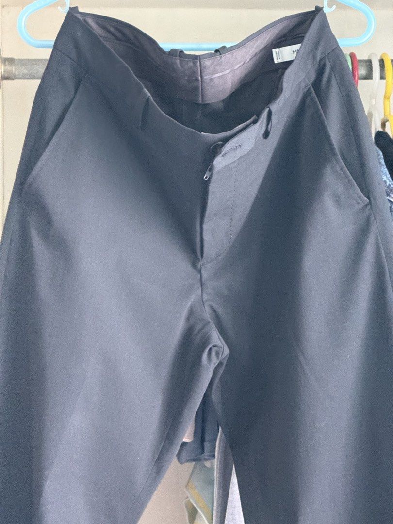 Mango Casual Suit/Blazer and Pants (Category: Coats, Jackets and Outerwear) located in Cainta. Submitted by disposing_things (Listing ID 1468540589, Image 3). Description: Get them as a set for 780 Blazer is 480 Pants is 320 Pants is slim fit.
