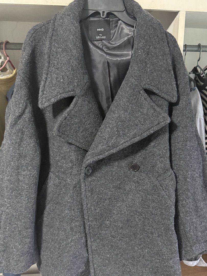 Mango oversized wool short trench coat (Category: Coats, Jackets and Outerwear) located in Cainta. Submitted by disposing_things (Listing ID 1468585254, Image 2). Description: .