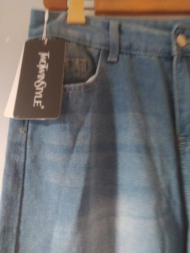 Maong pants twotwin (Category: Jeans) located in Manila. Submitted by timtam04 (Listing ID 1468710040, Image 2). Description: 14 and half inches.