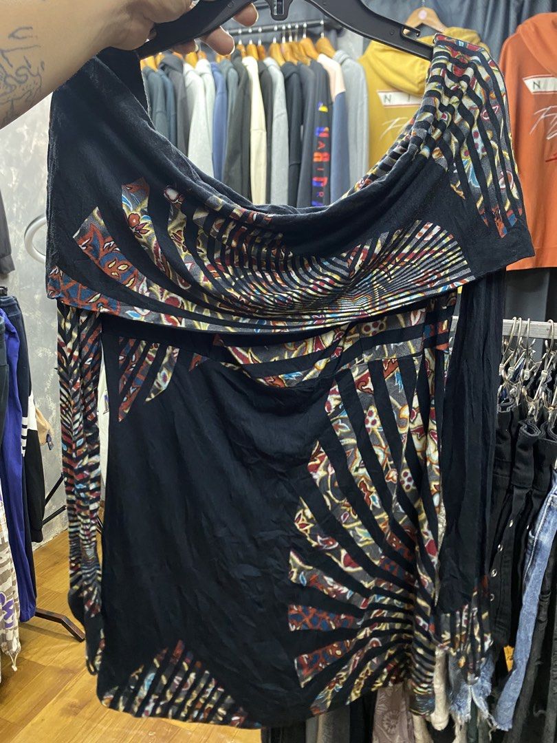 Mariagrazia Panizzi (authentic) off the shoulder (Category: Dresses) located in Manila. Submitted by freshfindresale (Listing ID 1468550211, Image 1). Description: Size medium Like new No flaws Authentic.