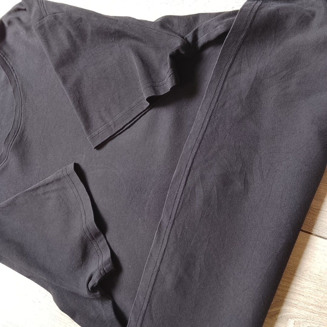 Massimo Dutti - Black Shirt (Category: Luxury Apparel) located in Angeles City. Submitted by sselects_ (Listing ID 1468513666, Image 3). Description: Details of the item: *Color may vary due to lighting Size: L on tag Width: 23" Length: 26" Issue: NONE, NEED WASH ONLY Condition: Excellent ALL ITEMS ARE NEGOTIABLE.