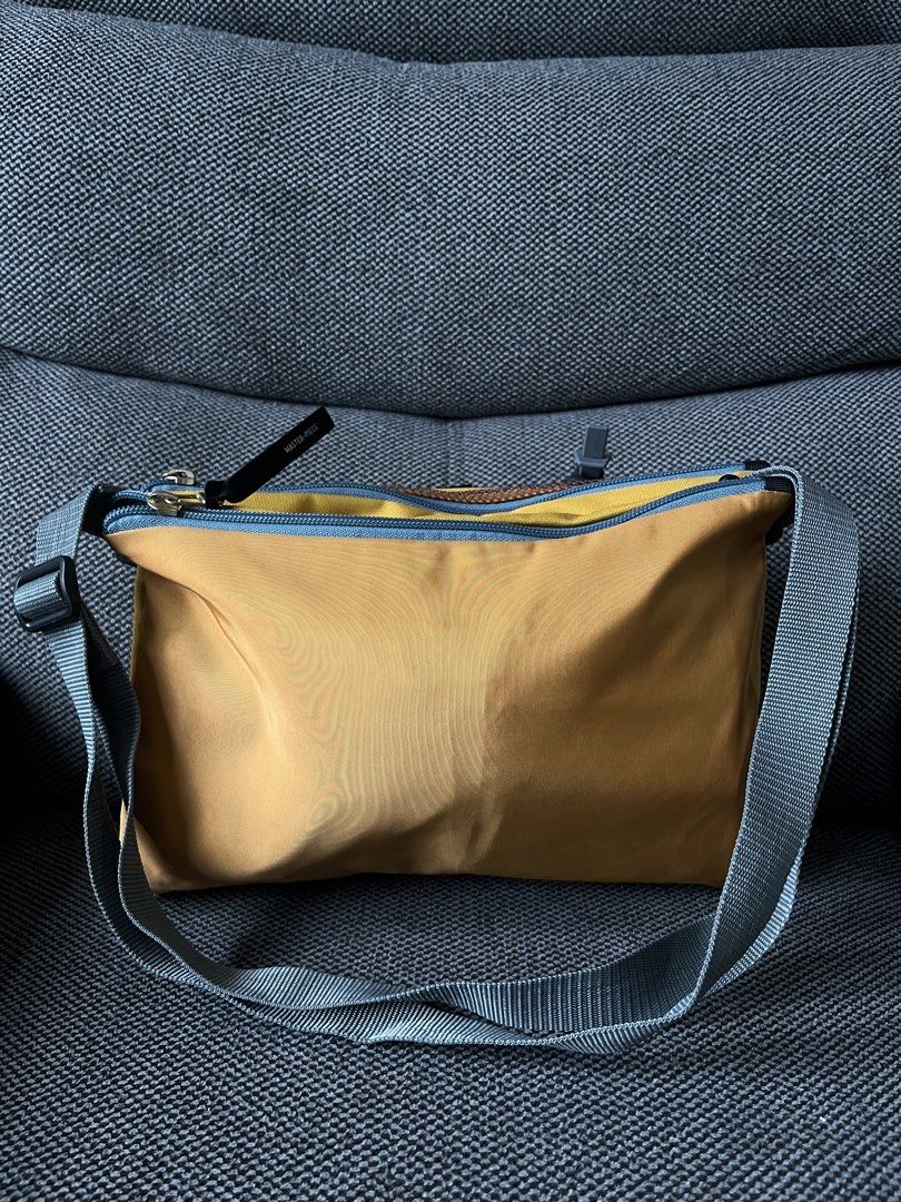 Masterpiece Sling Bag (Category: Sling Bags) located in Baguio. Submitted by whatthestore (Listing ID 1468602062, Image 3). Description: .